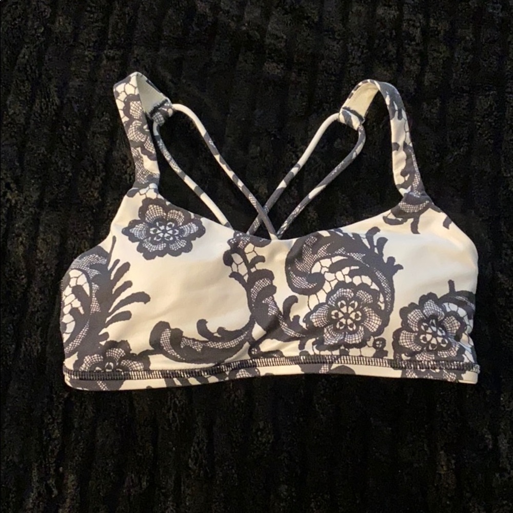 LuLemon | Criss Cross Sports Bra
